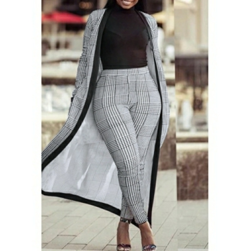 Pants suit